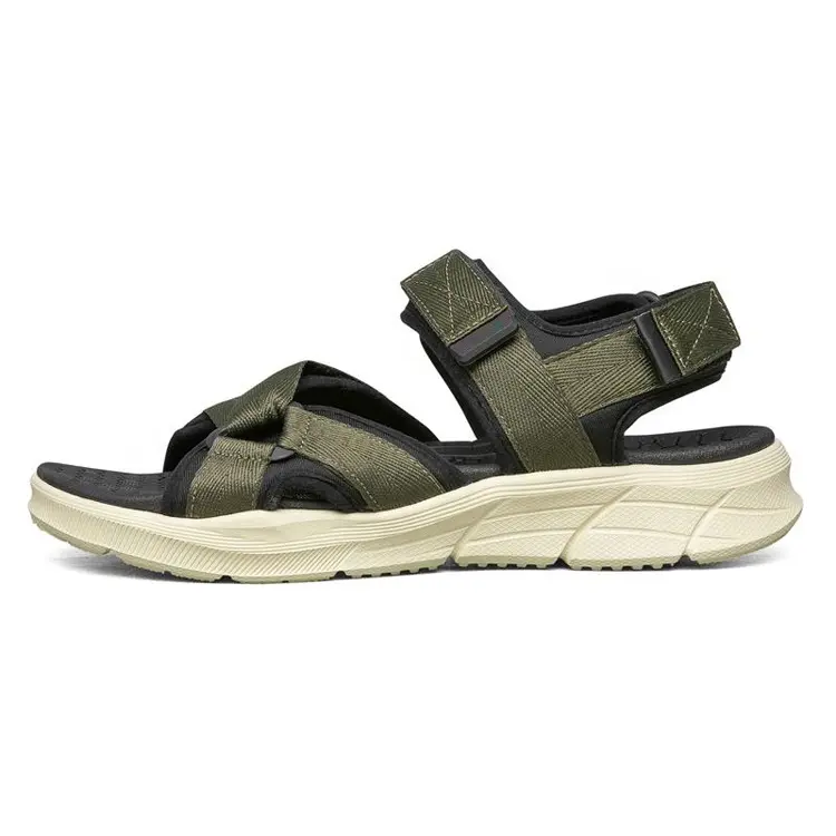 China New Design High Quality Fashion Men Summer Knitting Beach Sandals for Boy